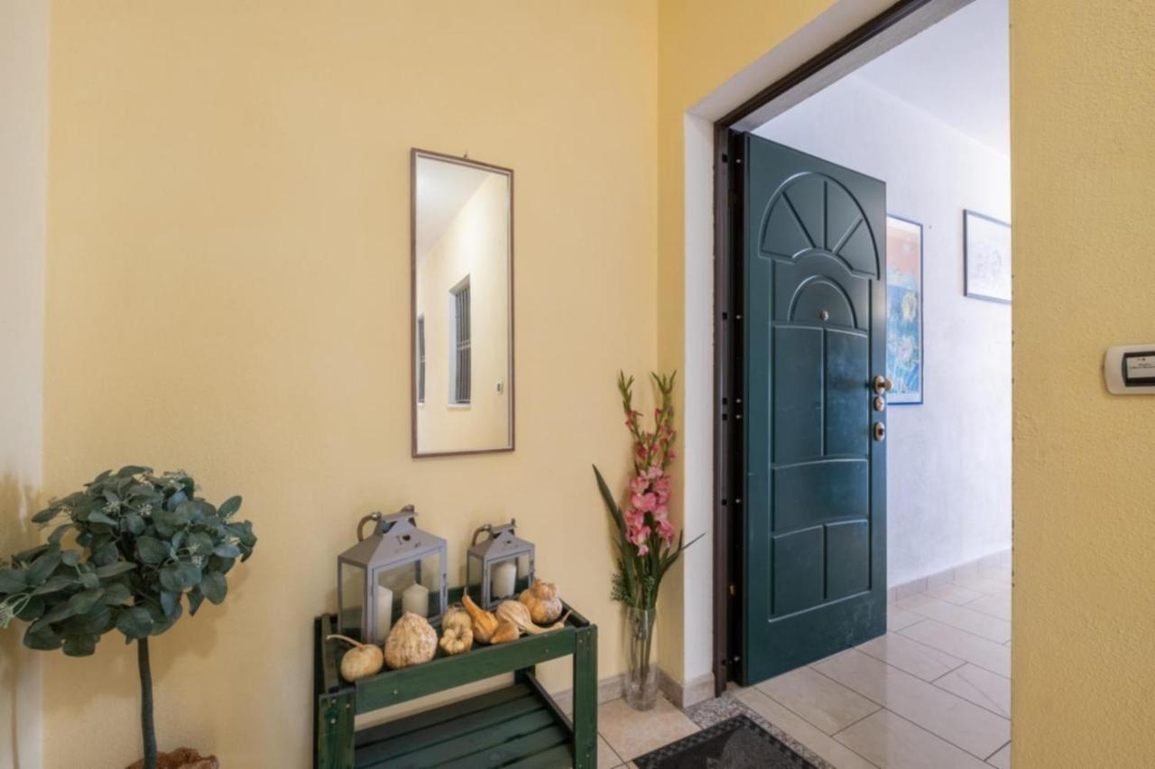 Dimoras Ampio Appartamento Centrocitta Olbia Bagian luar foto